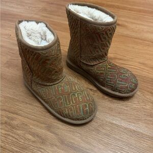 Kids UGG Brown Patterned Winter Boots